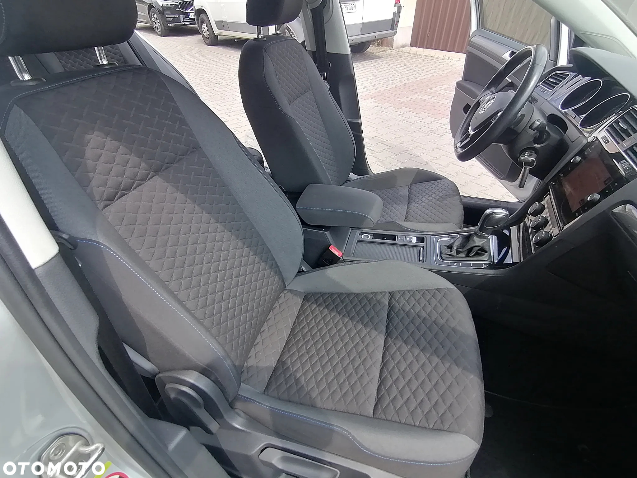 Volkswagen Golf Variant 2.0 TDI SCR DSG Join - 20