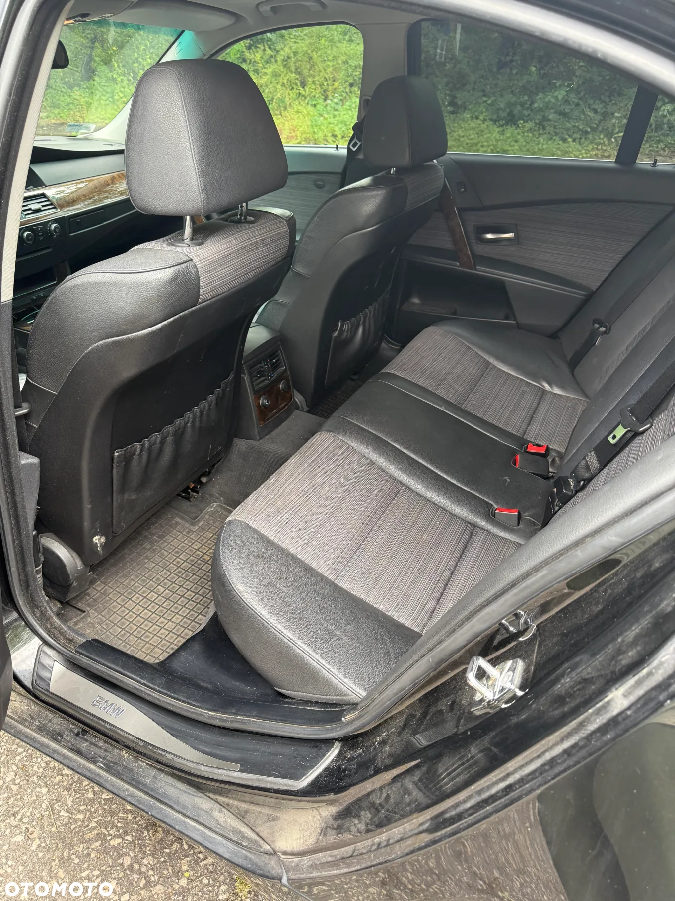 BMW Seria 5 523i - 6