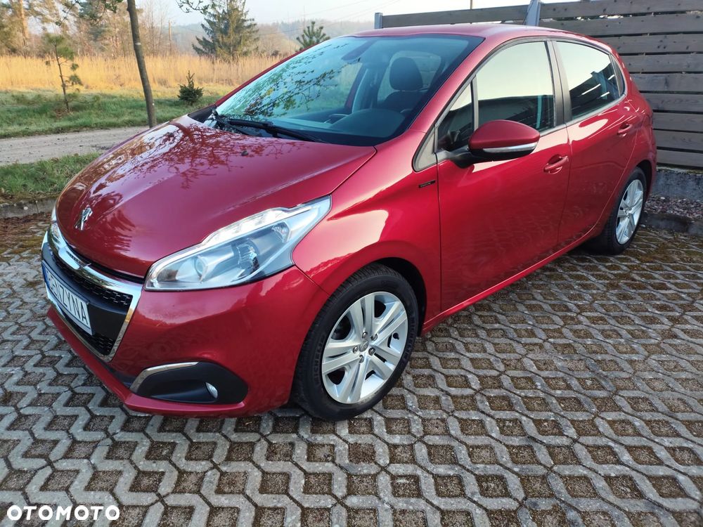 Peugeot 208 - 2