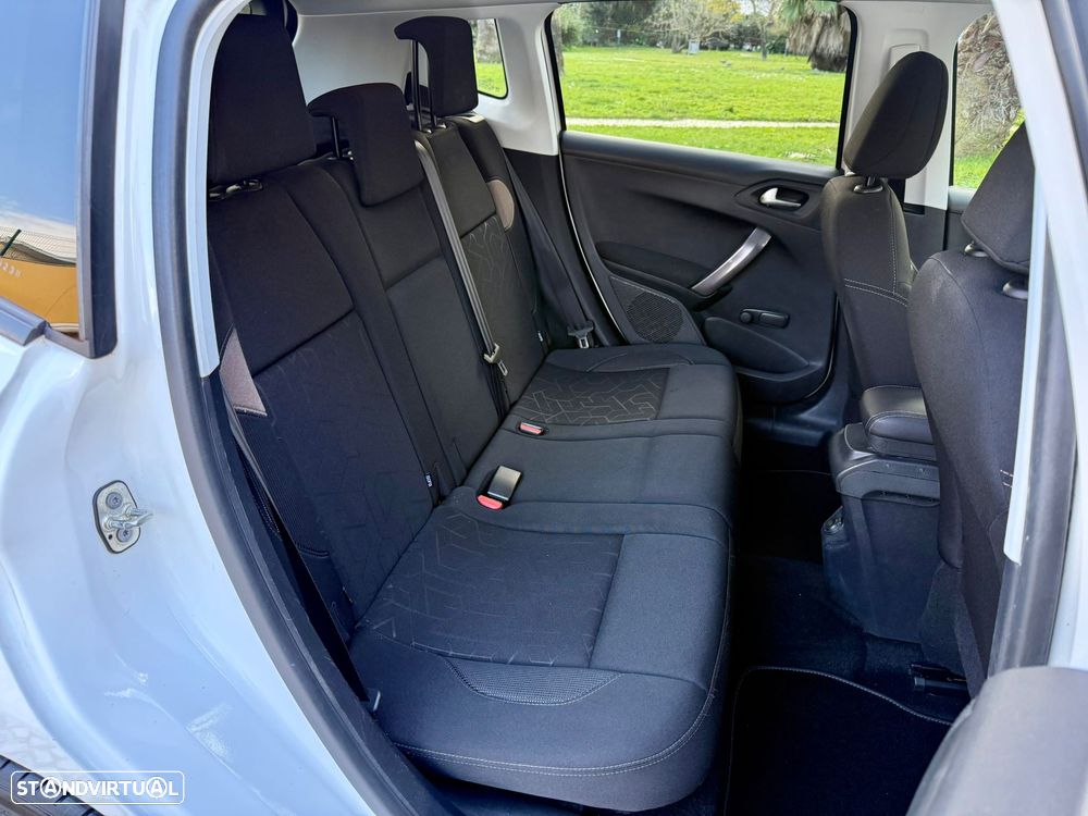 Peugeot 2008 e-HDi FAP 92 STOP & START Style - 12