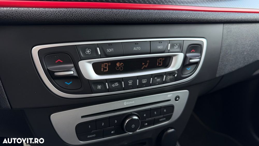 Renault Megane ENERGY dCi 110 GT LINE - 18