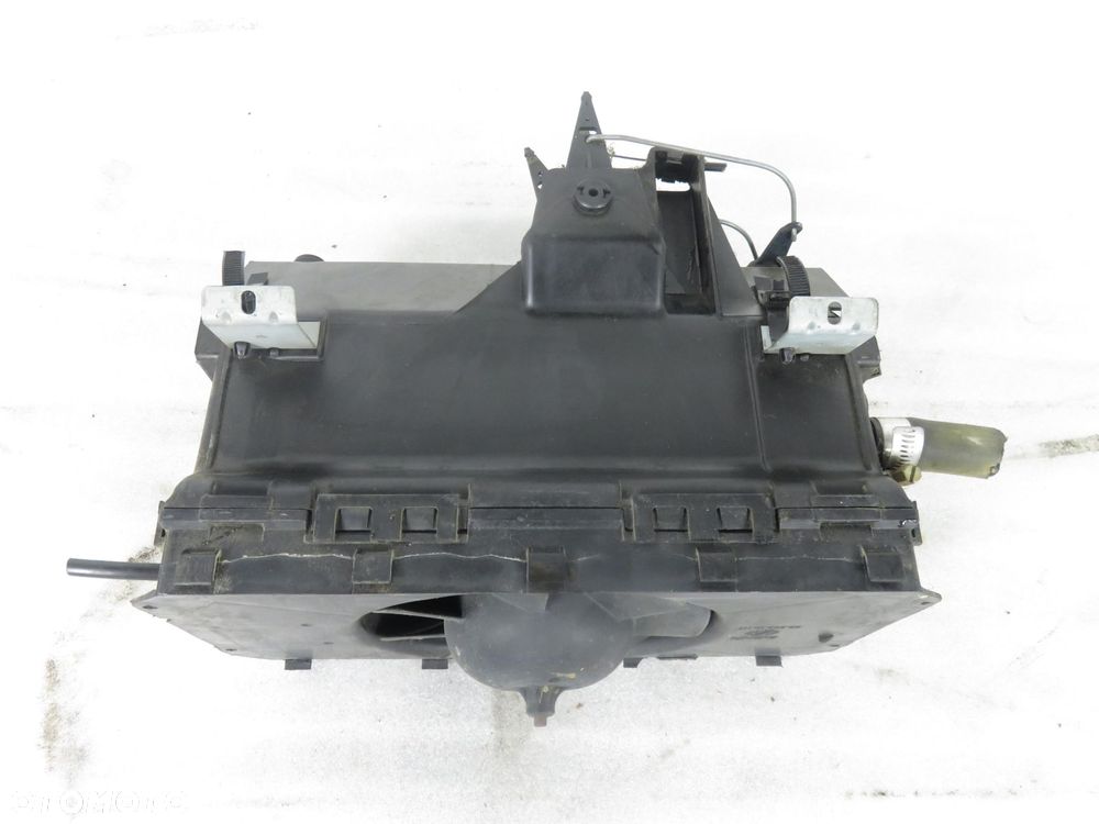 NAGRZEWNICA WODY MERCEDES T1 9225213117 9225212117 - 4
