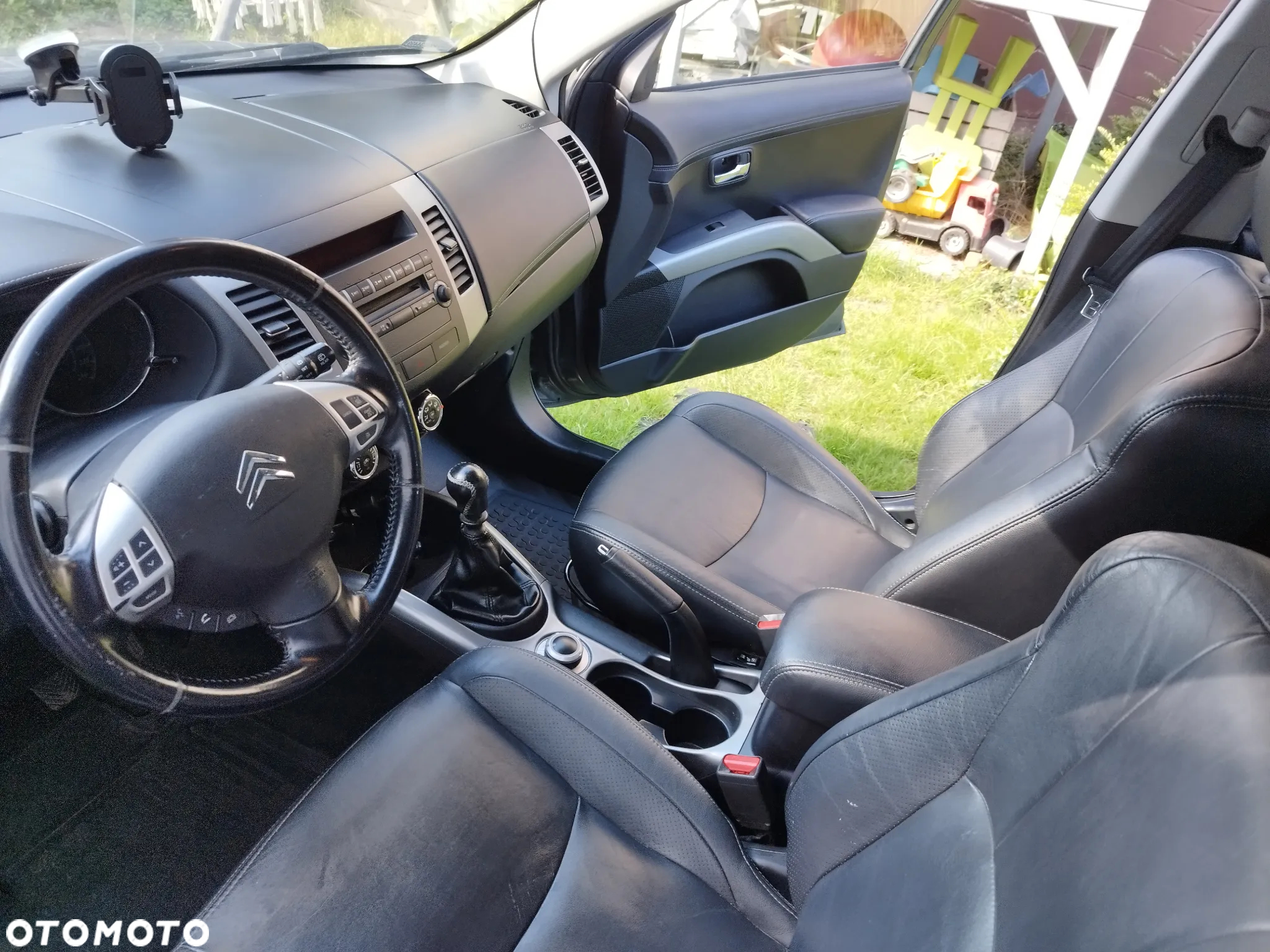 Citroën C-Crosser 2.2 HDi Exclusive - 23