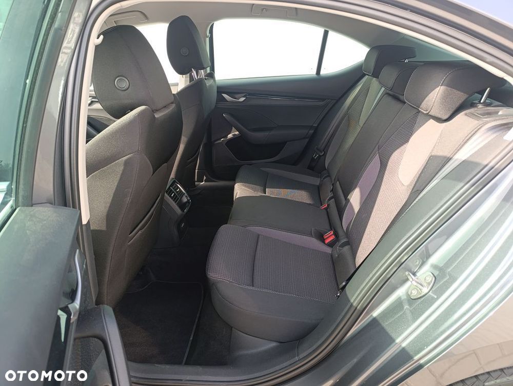 Skoda Octavia 1.5 TSI Selection - 14