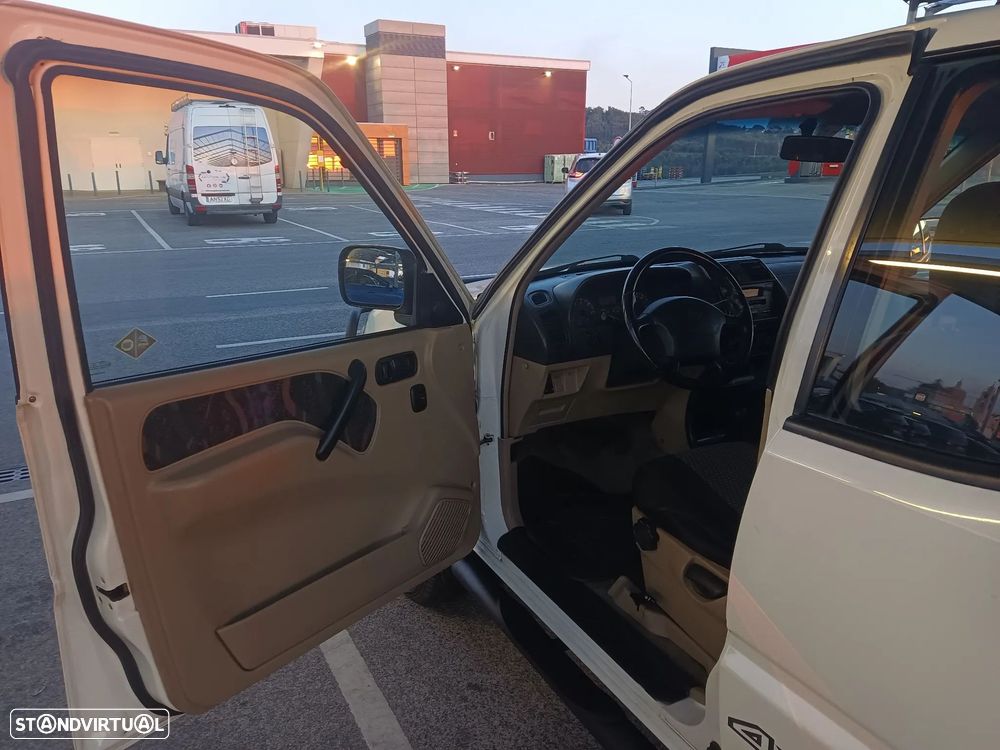 Nissan Terrano II 2.7 TDi Sport TA+ABS - 13