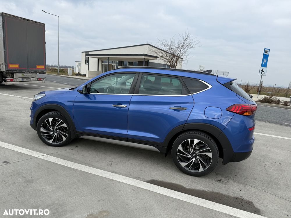 Hyundai Tucson 2.0 CRDI 4WD 8AT Luxury - 4