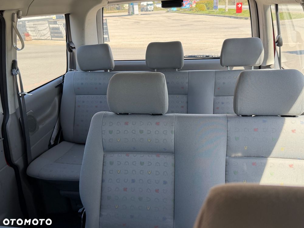 Volkswagen Transporter - 15