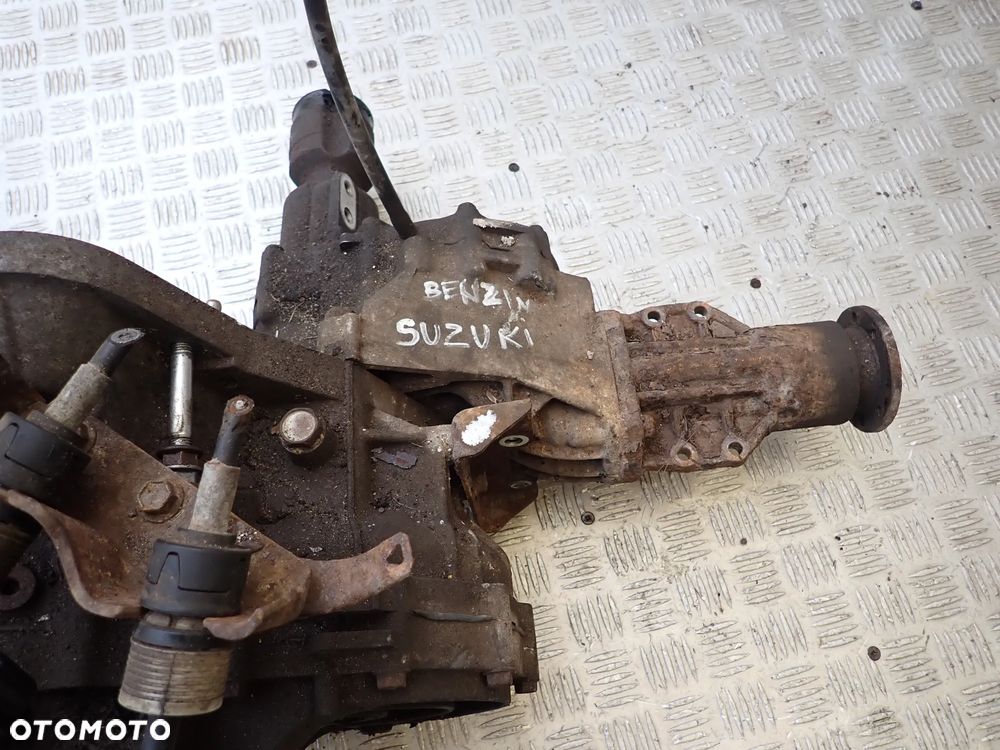SKRZYNIA BIEGÓW SUZUKI BENZYNA ZL4 - 5