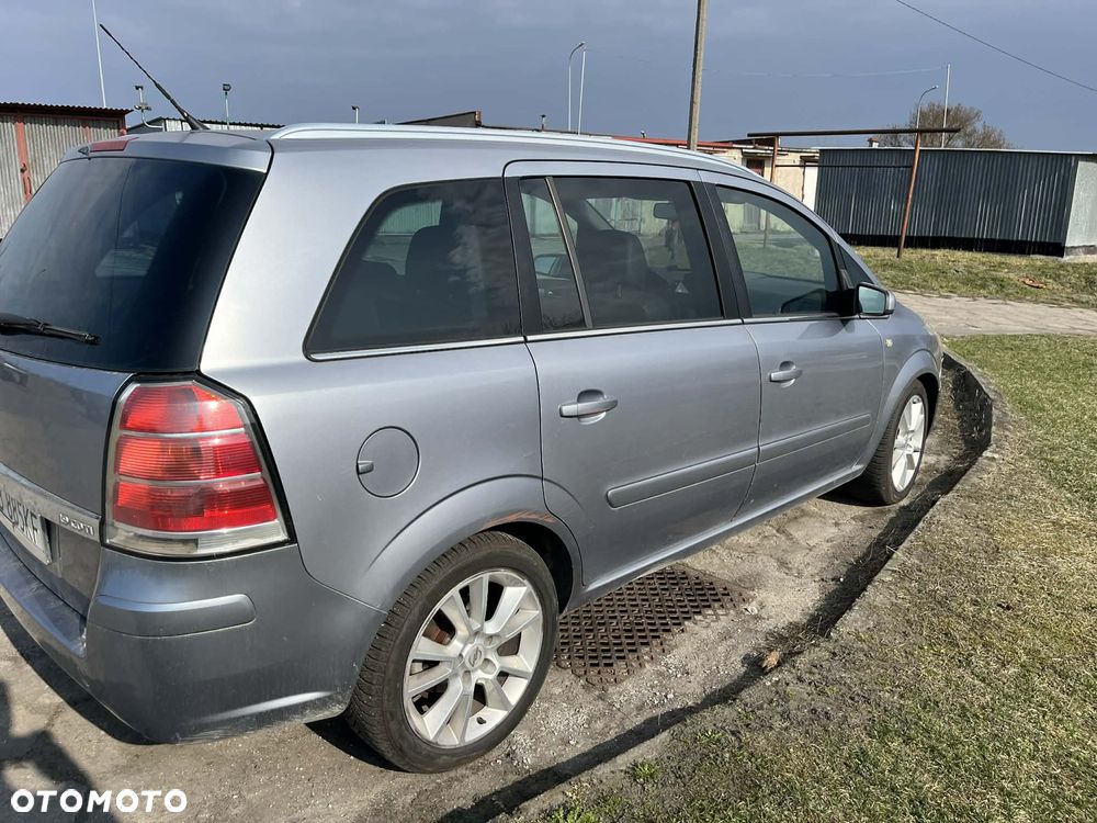 Opel Zafira 1.9 CDTI - 6