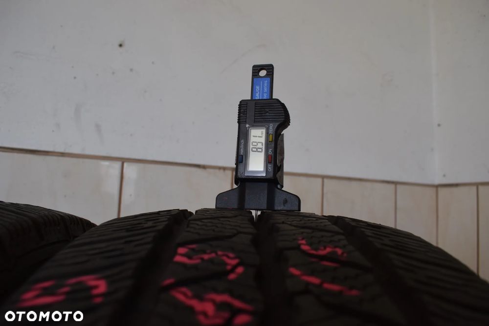 R16C 215/65 Continental VanContact Winter Cena za parę - 4