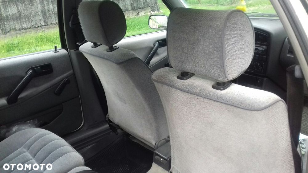 Volkswagen Passat 2.0 GL - 5