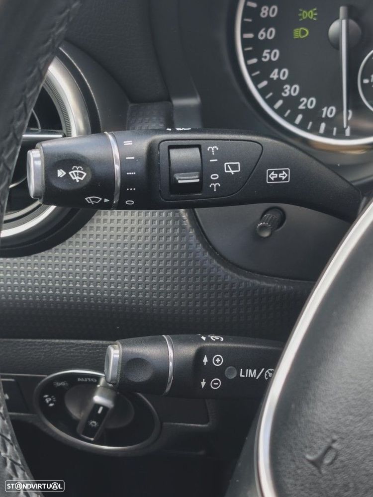 Mercedes-Benz A 180 CDI BlueEFFICIENCY - 7