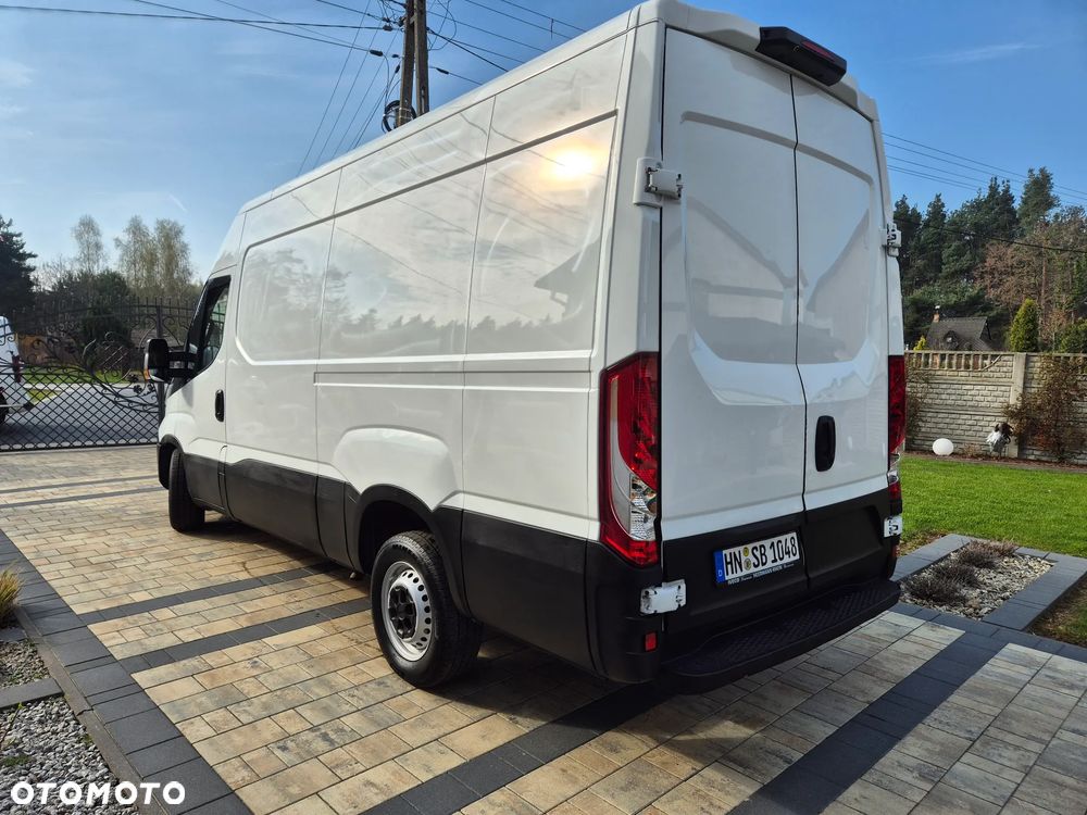 Iveco DAILY 35S21 210KM L3H2 KLIMA BHIMATIC KAMERY NAVI - 7