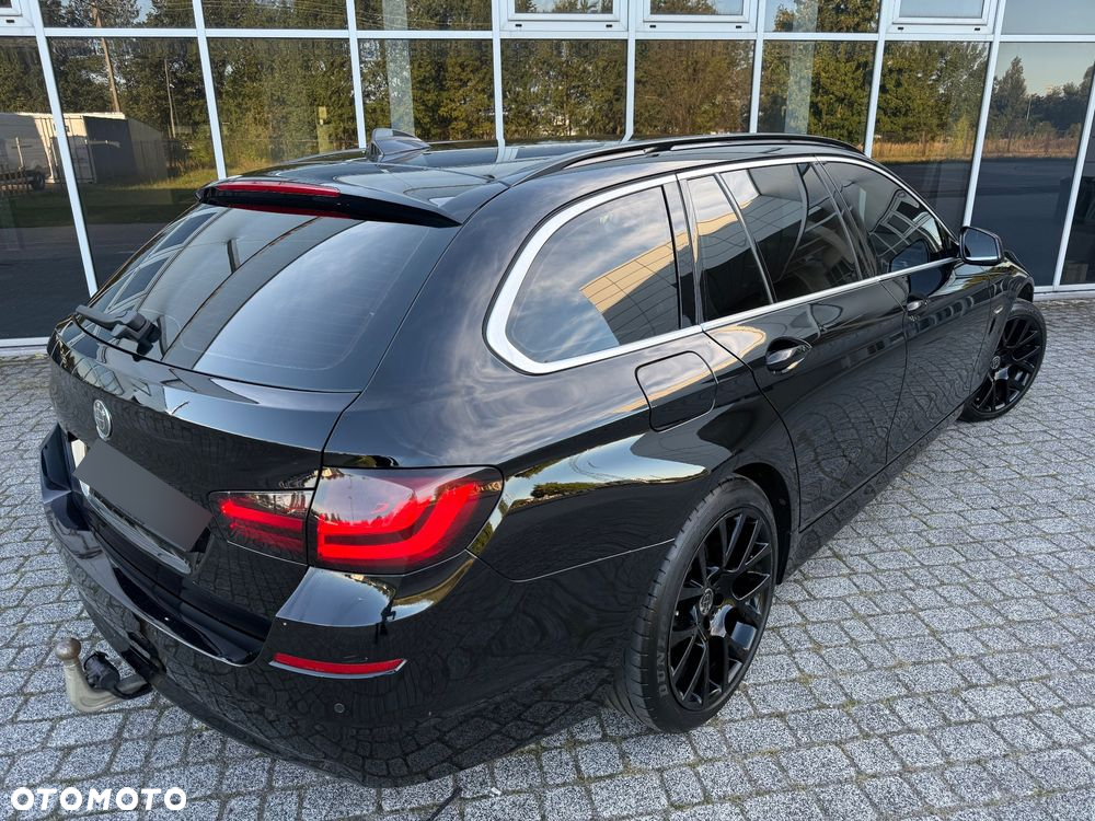 BMW Seria 5 520d Touring - 36