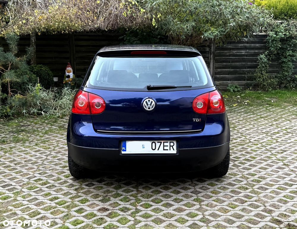 Volkswagen Golf V 1.9 TDI Comfortline - 34
