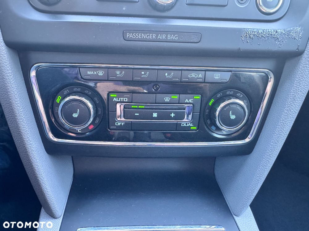 Skoda Superb 2.0 TDI 4x4 Ambition DSG - 27