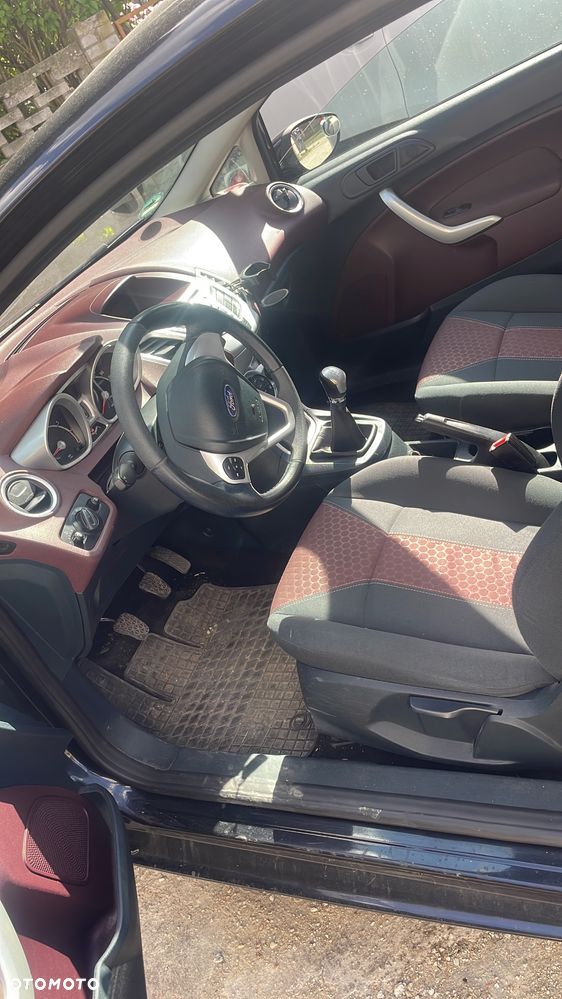 Ford Fiesta 1.4 Titanium - 9