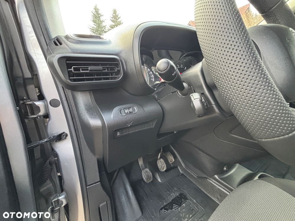 Toyota ProAce Kombi D-4D Medium 2,6t - 11