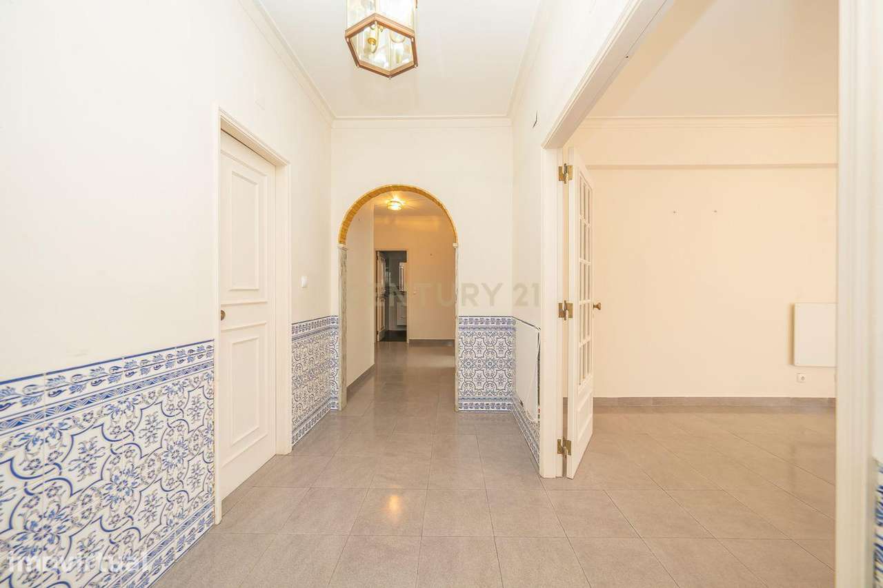 Espaçoso Apartamento T3 no Infantado, Loures - Grande imagem: 4/36