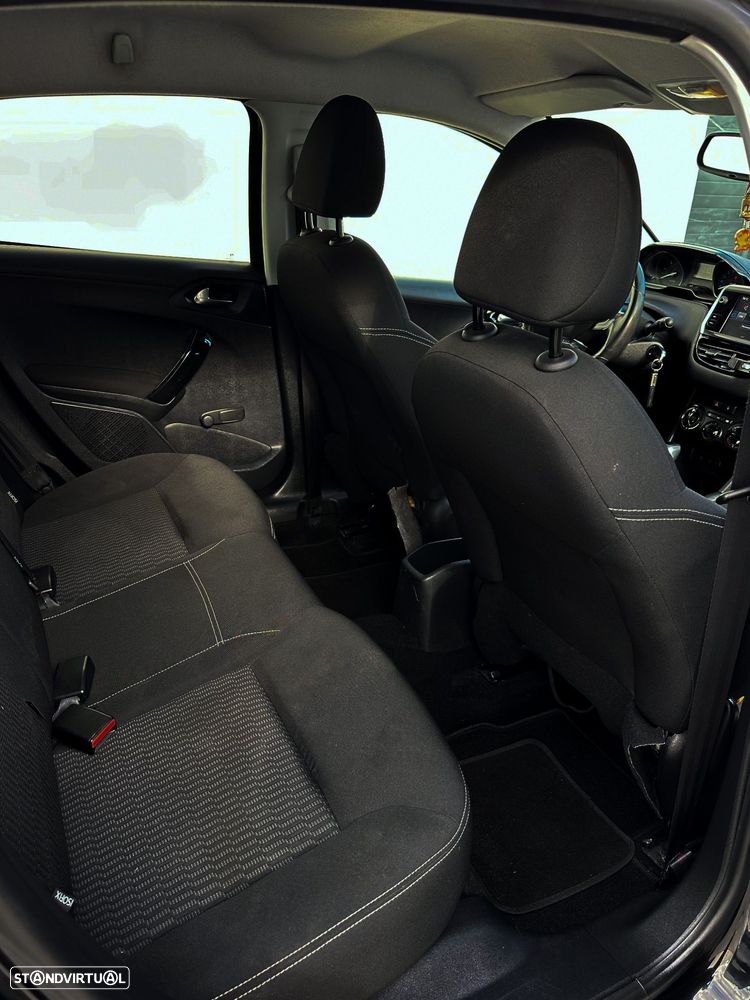 Peugeot 208 1.6 BlueHDi Style - 7