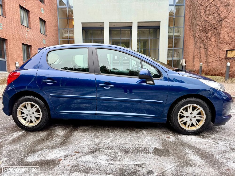 Peugeot 207 1.4 16V Premium - 8
