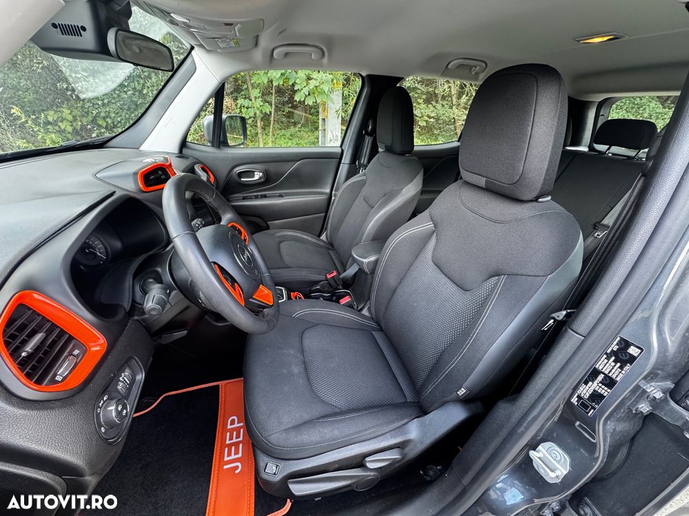 Jeep Renegade 1.3T 4xe AT6 PHEV Limited - 33