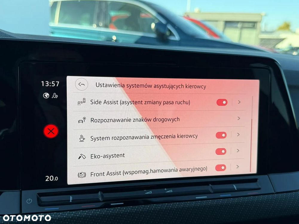 Volkswagen Golf VII 1.5 TSI BMT Evo Highline DSG - 24