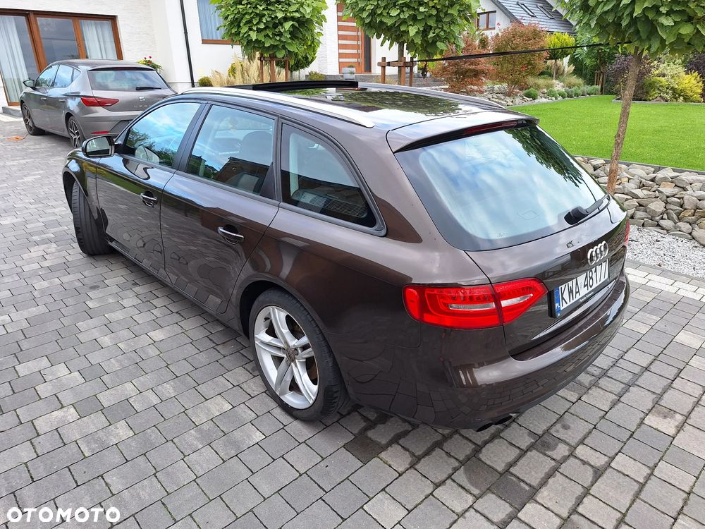 Audi A4 Avant 2012 photo 5