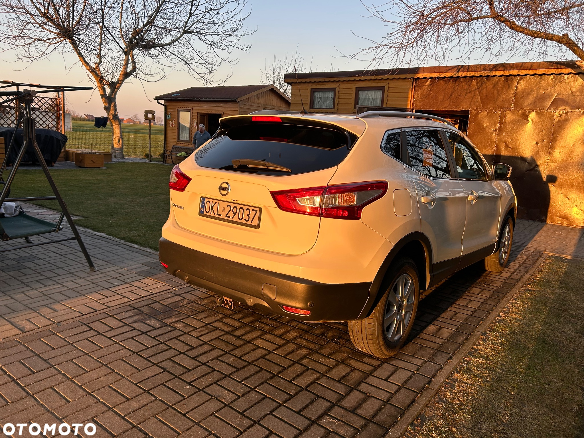 Nissan Qashqai 1.6 DCi 4x4 Tekna - 4