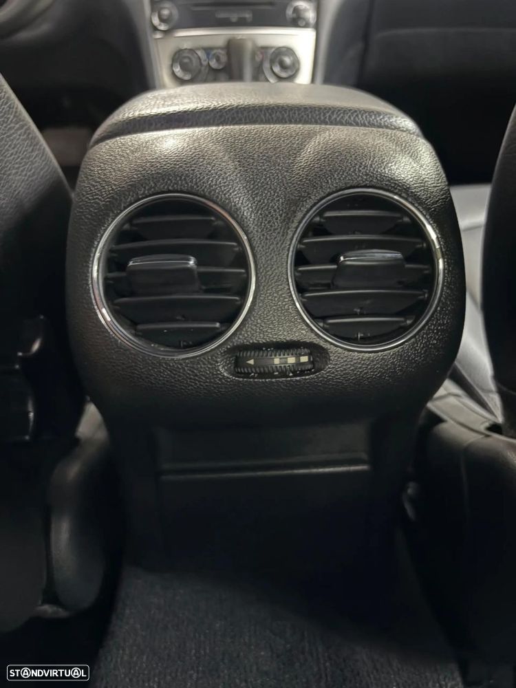 Mercedes-Benz CLK 220 CDi Avantgarde Aut. - 17