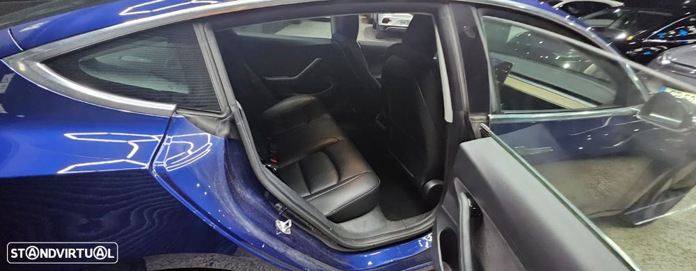 Tesla Model 3 - 15