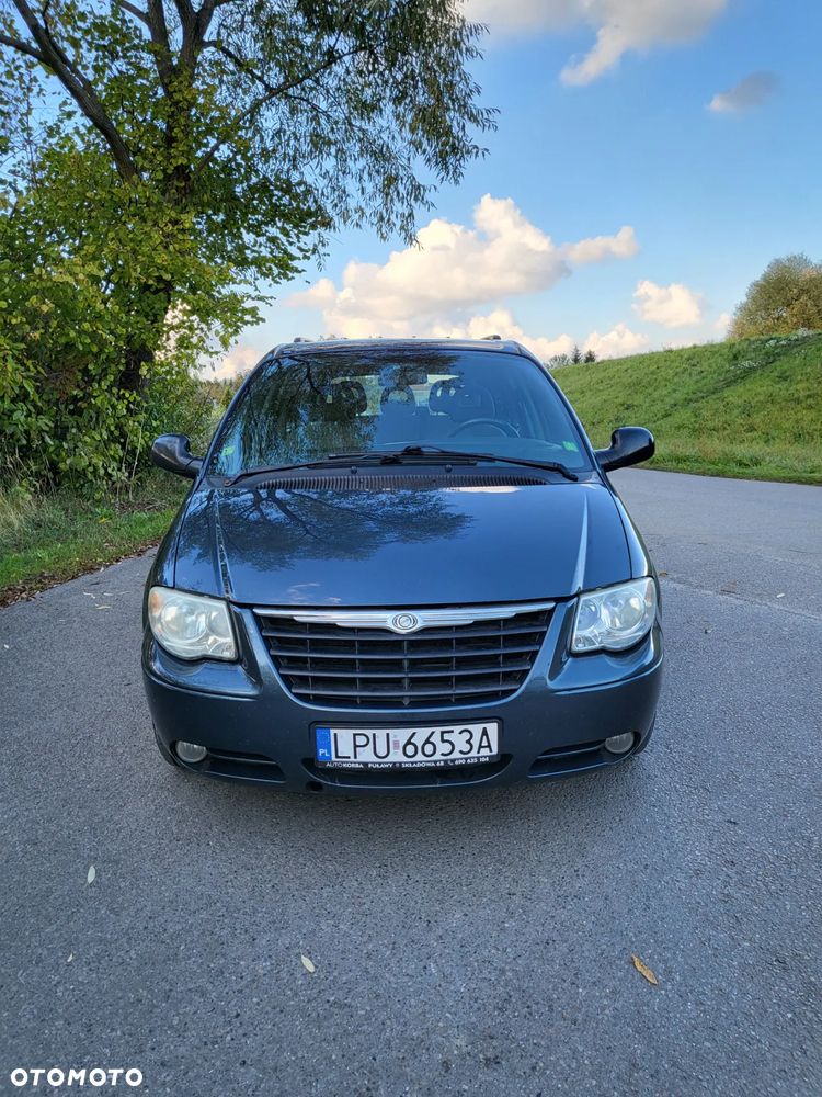 Chrysler Voyager - 15