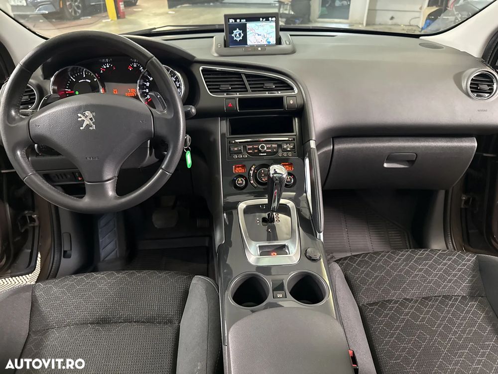 Peugeot 3008 - 10