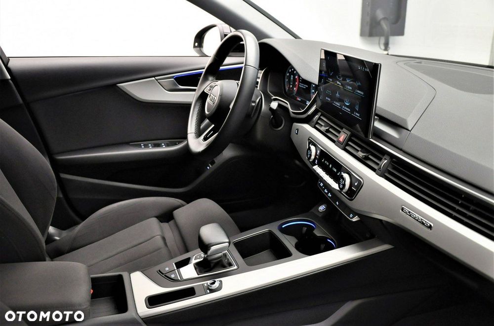 Audi A4 Allroad - 25