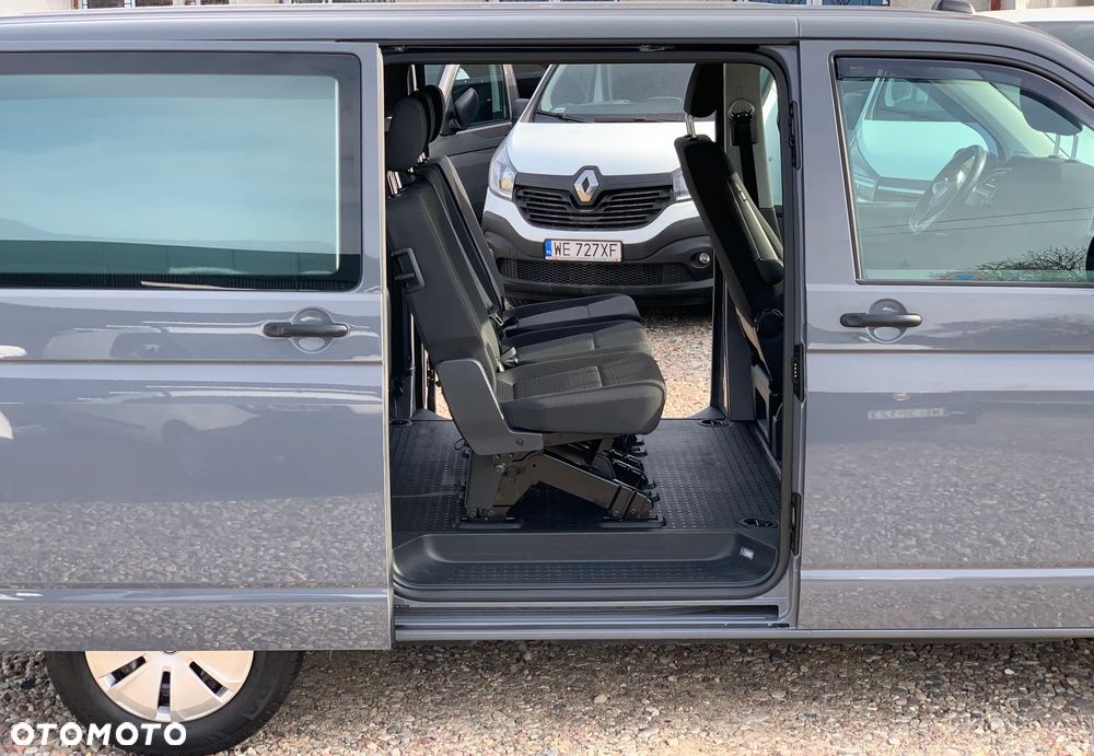 Volkswagen TRANSPORTER MOCNY T6 SILNIK DNA 2.0TDI MOC 150KM DSG7 SKRZYNIA AUTOMAT Ilość miejsc 9 osobowy ZABUDOWA KOMBI VAN MINIBUS SPECJALNA CARAVELLE Lampy Bi-LED Kamera  Radar 2x boczne drzwi przesuwne! Aktywny tempomat, Asystent pasa, System zmiany pasa, Podgrzewane fotele, Dwustrefowa Klimatyzacja i ogrzewanie! Fabryczne oryginał WEBASTO 5kW THERMO COMFORT SE Szybkie nagrzewanie silnika zimą! - 7
