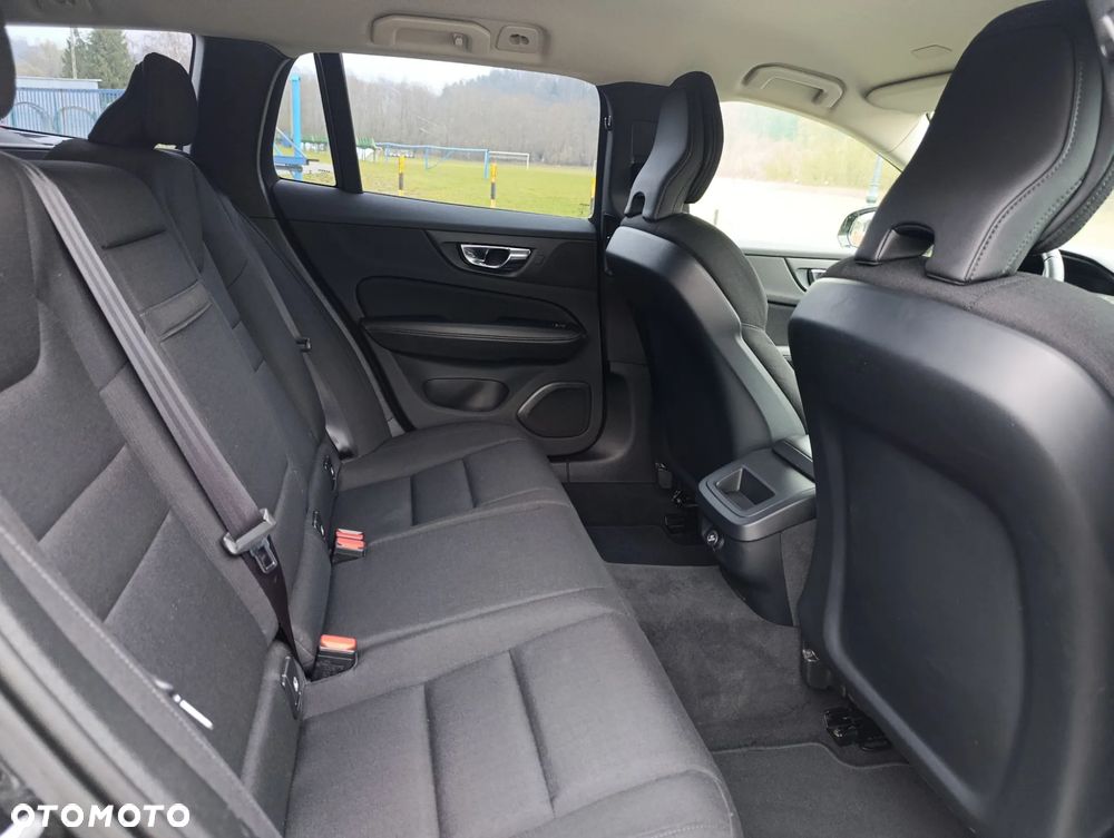 Volvo V60 D3 AWD Geartronic Momentum - 17