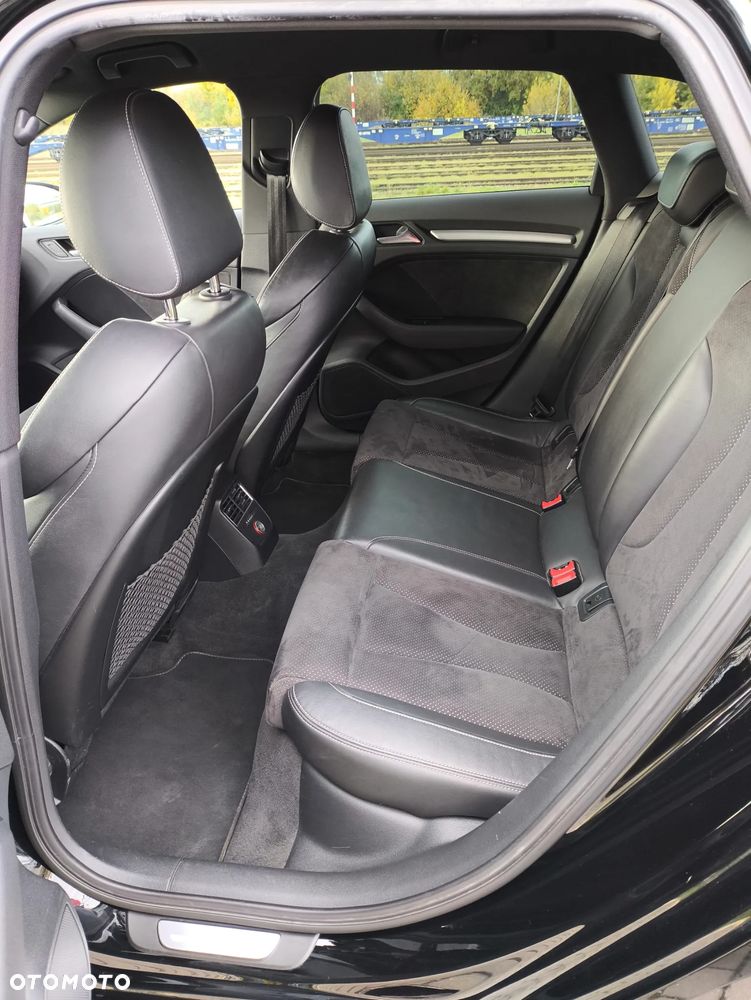 Audi A3 Sportback 2.0 TDI S tronic S line Sportpaket - 15