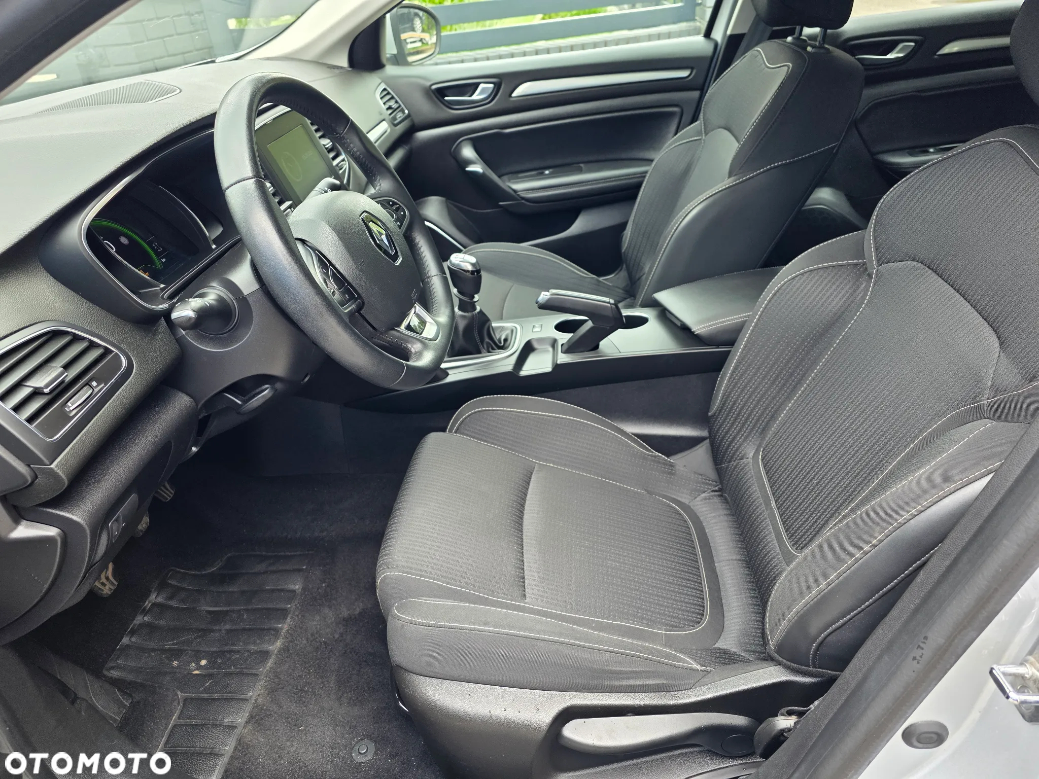 Renault Megane 1.3 TCe FAP Intens - 8