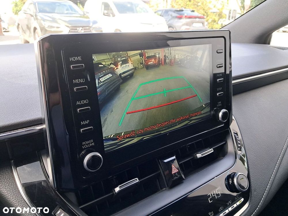 Toyota Corolla 2.0 Hybrid Comfort - 22