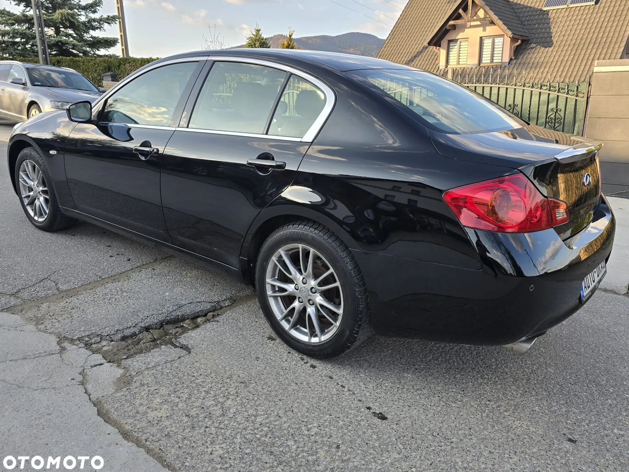 Infiniti G G37 AWD - 3