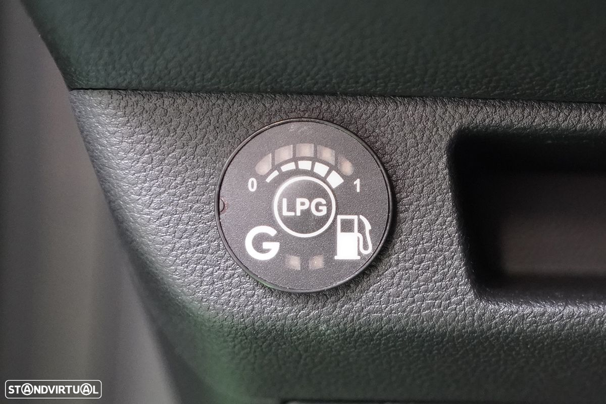Renault Clio 1.0 TCe Evolution Bi-Fuel - 21