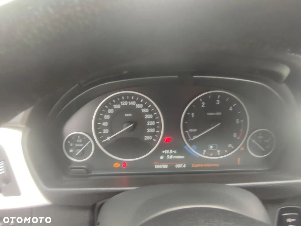 BMW Seria 3 320d - 9