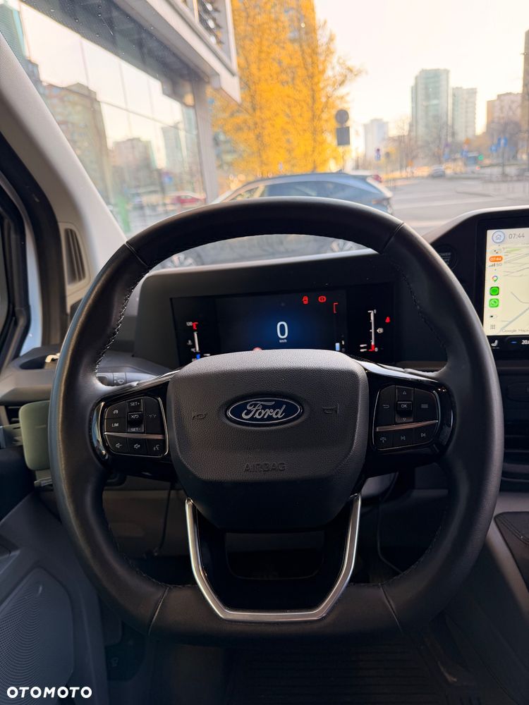 Ford Transit Custom - 11