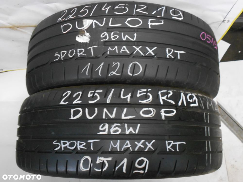 OPONY 225/45R19 DUNLOP SPORT MAXX RT DOT 1120 /  0519 8MM - 1