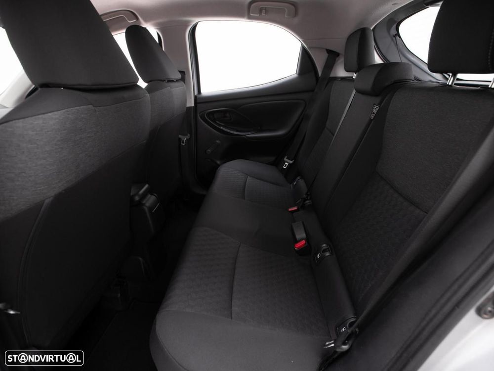 Toyota Yaris 1.5 HSD Comfort - 10
