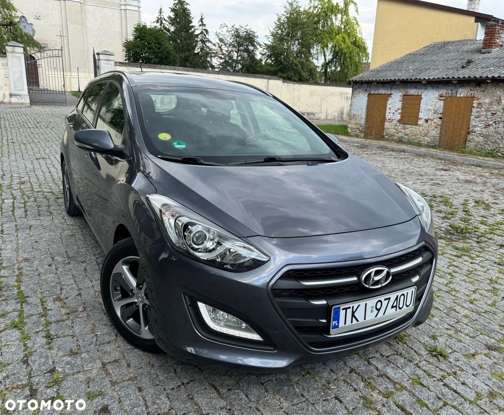Hyundai i30 blue 1.6 CRDi Classic Navigation - 4
