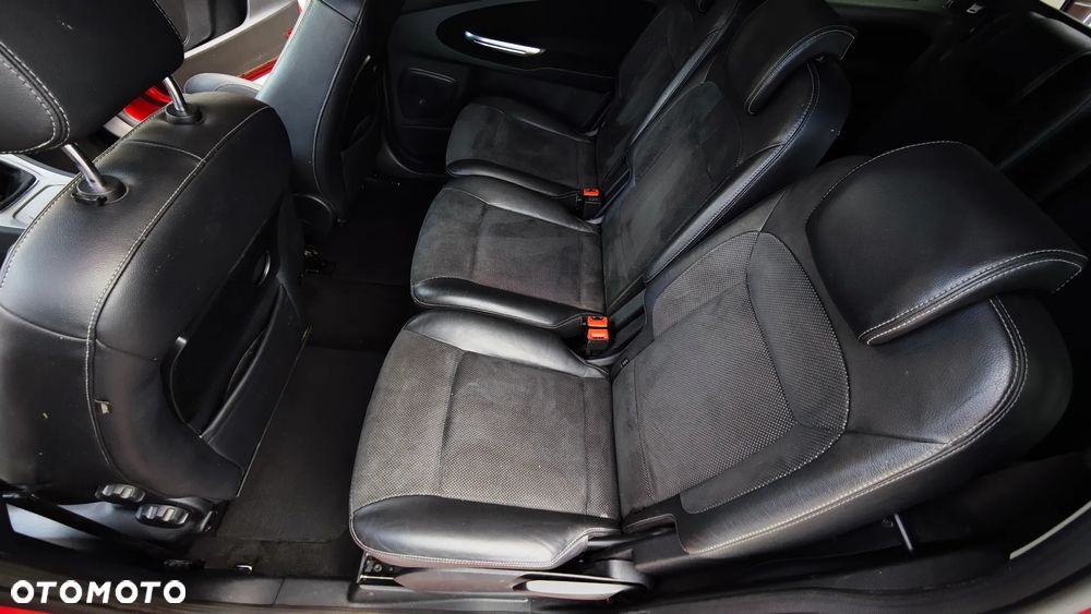 Ford Galaxy 2.2 TDCi Titanium - 9