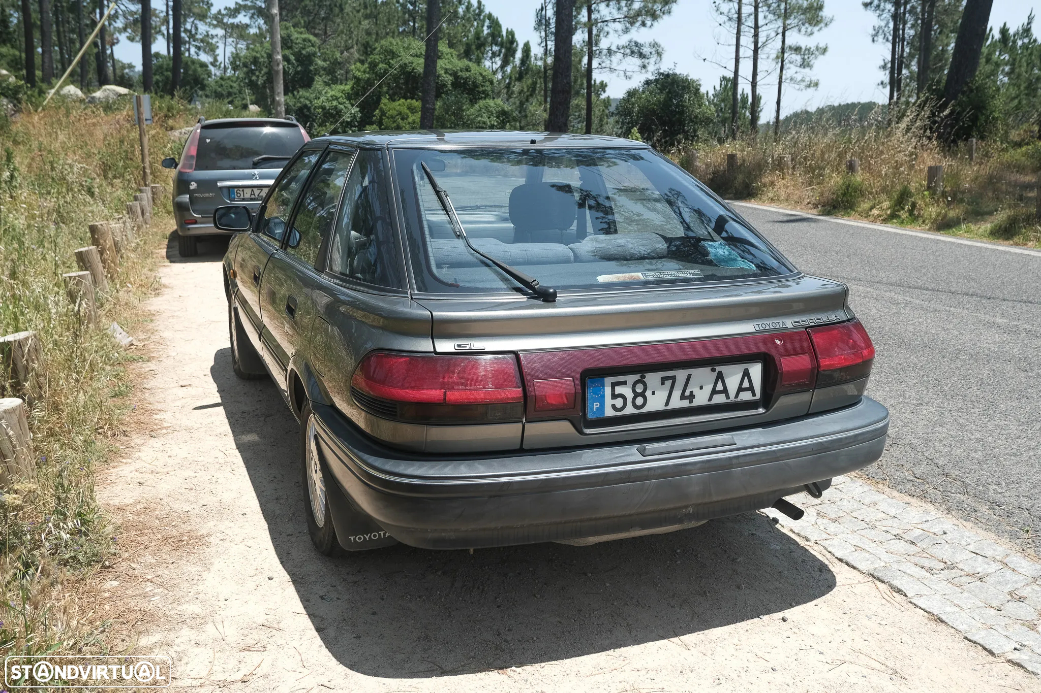 Toyota Corolla - 4