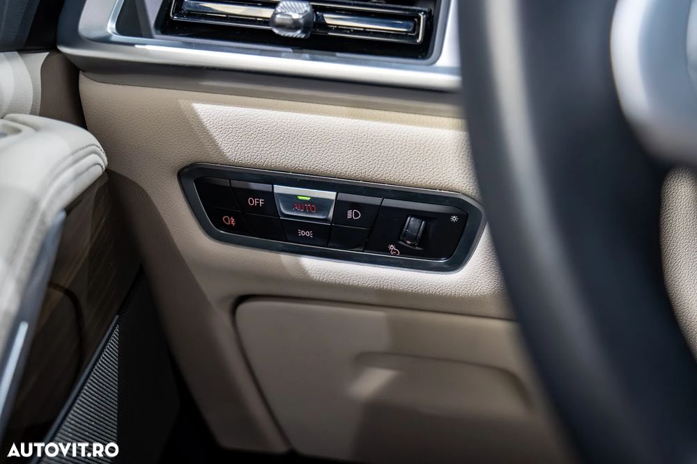 BMW X7 xDrive40d - 28