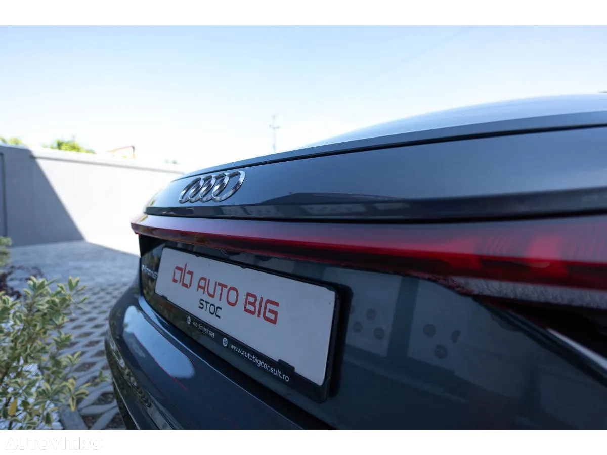 Audi e-tron GT 60 quattro - 14